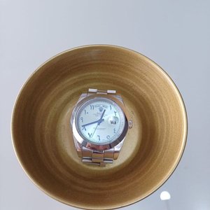 Réplica Reloj Rolex Day-Date Esfera Verde Agua con Números Árabes Orientales - imagen 9