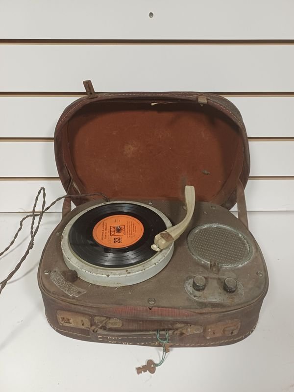 Tocadiscos Antiguo Portátil con Estuche de Cuero CBS