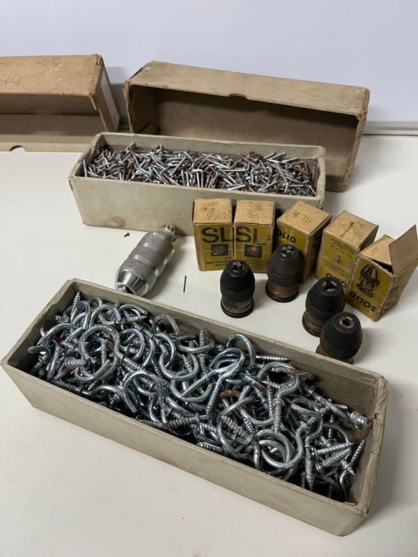 Mandriles Cónicos y Pitones para Herramientas