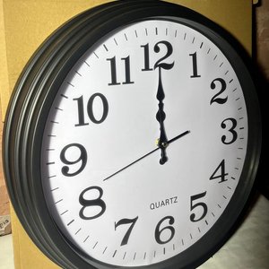 Reloj de Pared Grande Negro Cuarzo 45 cm Diámetro Nuevo - imagen 4