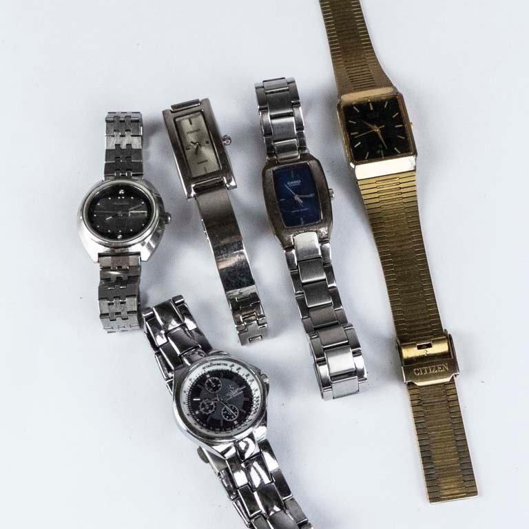 Relojes de reloj con detalles, Casio y Citizen