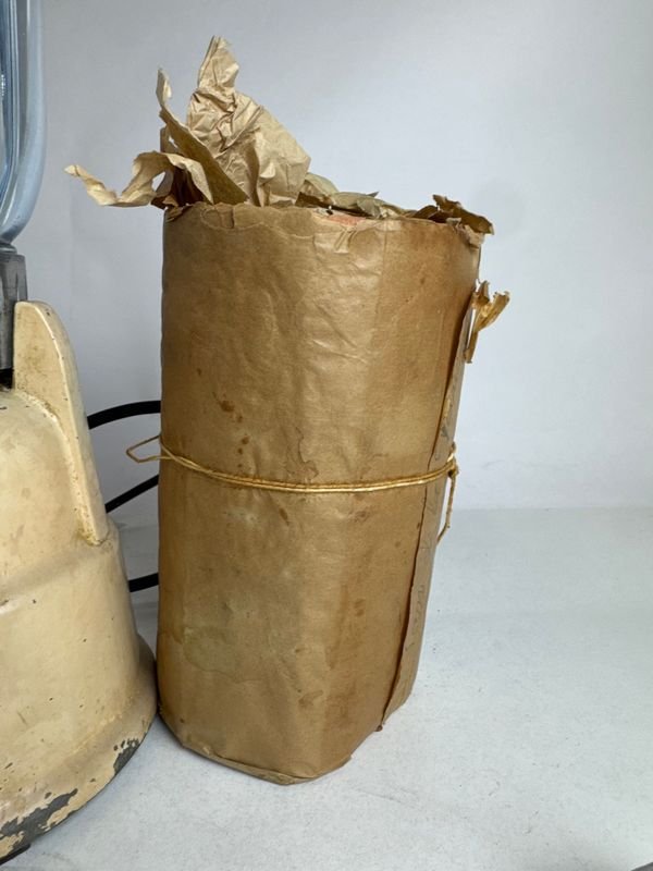 Batidora y licuadora antiguas más un repuesto de licuadora en vidrio - imagen 10