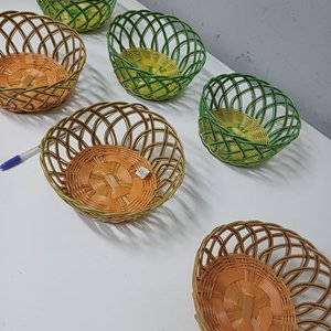 Lote de 100 Paneras Plásticas Decorativas - imagen 6