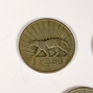 Tres Monedas de Plata "El Puma" - República Oriental del Uruguay - imagen 3