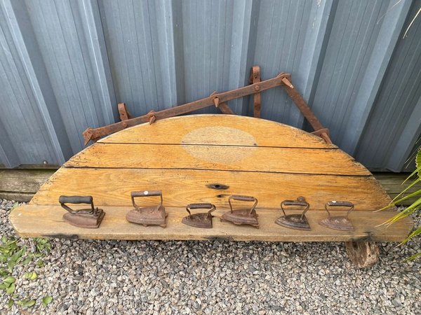 Muebles de madera y metal para decorar tu hogar - imagen 2