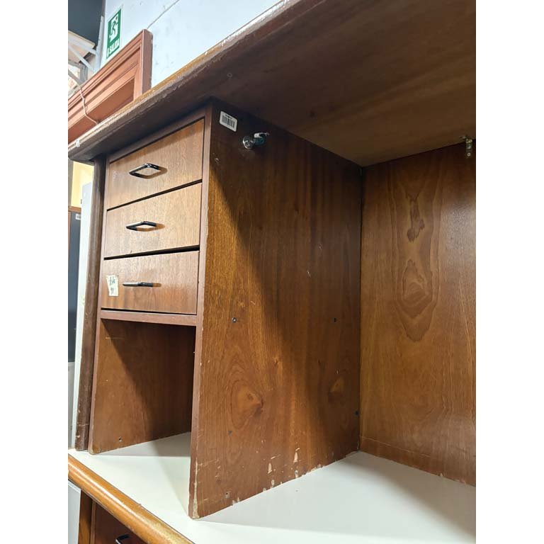 Item 2104681 - Image 1