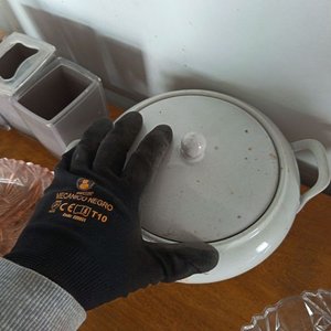 Lote de Vajilla y Utensilios de Cocina: Tortera, Sopera, Fuentes y Vasos - imagen 4