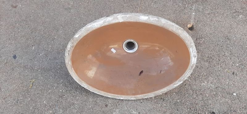 Lote anterior: Bacha Marrón Oval: Baño con forma ovalada y condiciones de uso