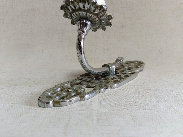 Antiguo Aplique para Luz en Metal con Manija Blanca - imagen 7