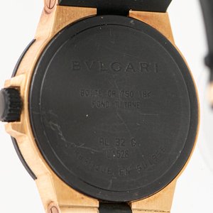 Reloj Bulgari Diagono 32mm Automático Oro 18k Caucho y Acero - imagen 3