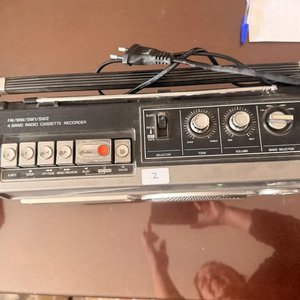 Radio Grabador Portátil National Panasonic con Casete y Parlante - imagen 3