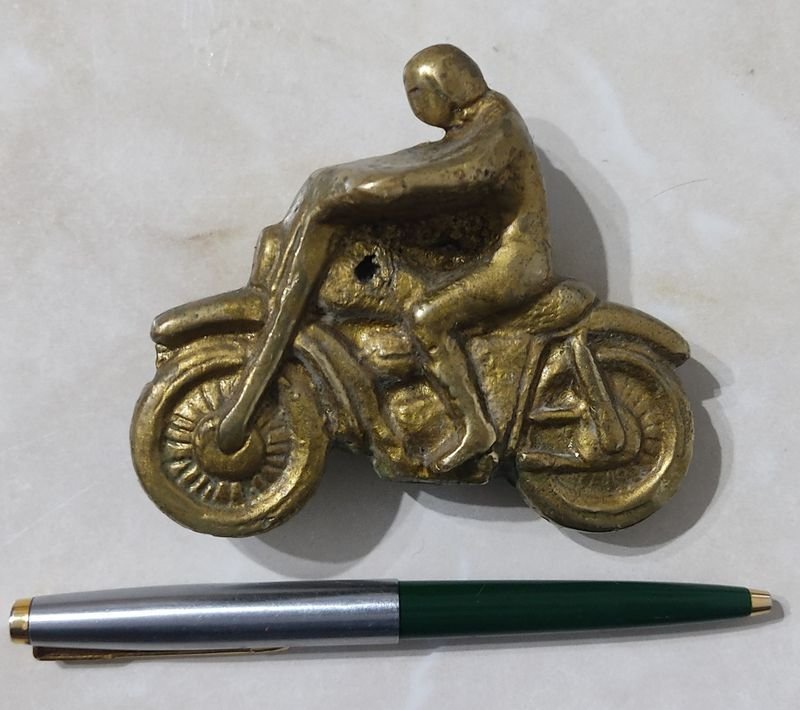 Item 844676 - Image 0