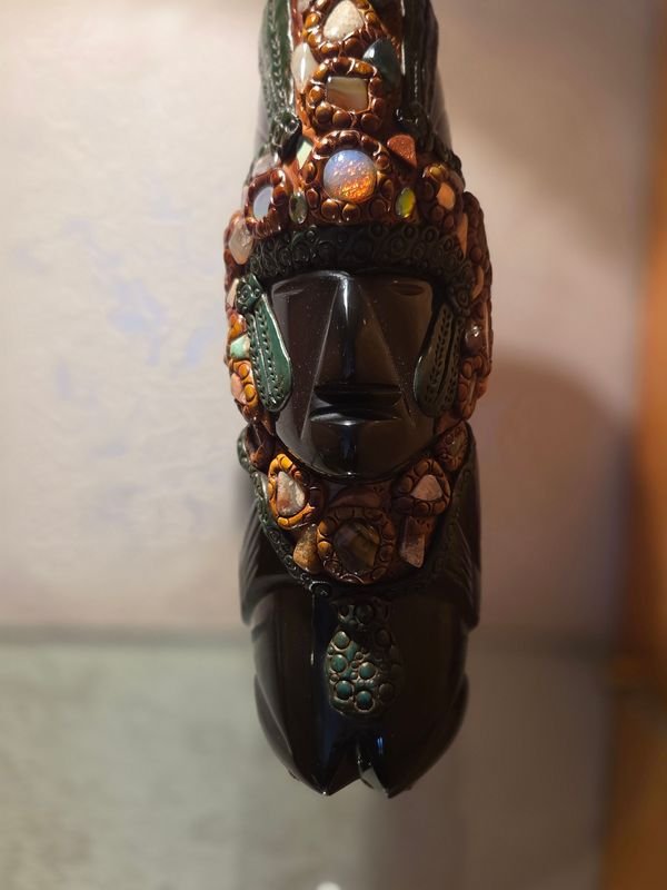 Figura mexicana en obsidiana con apliques - imagen 5