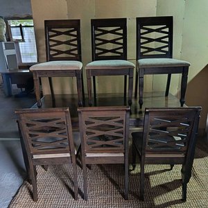 Juego de Comedor Moderno: Mesa de Madera y 6 Sillas - imagen 6