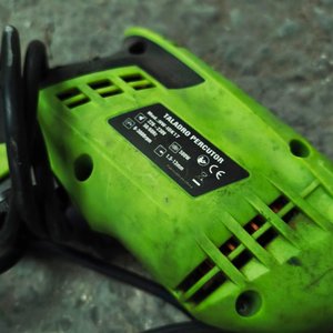 Dos Taladros Eléctricos Verdes GRV con Cable - imagen 4