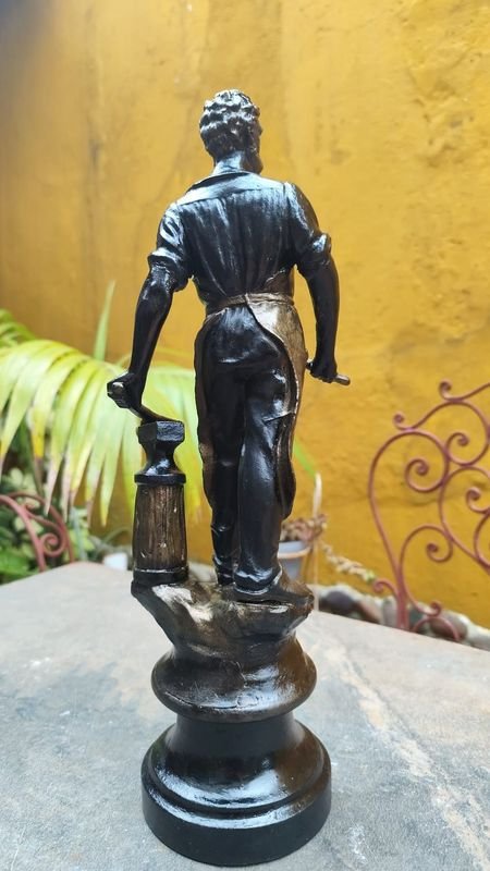 Item 901169 - Image 1