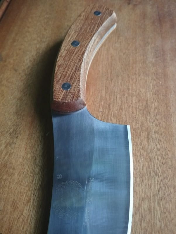 Cuchillo curvo de excelente calidad - imagen 2