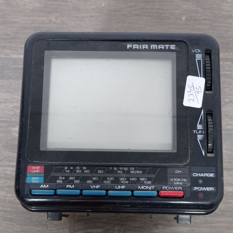 Radio tv portátil marca Fiat mate en venta - imagen 2