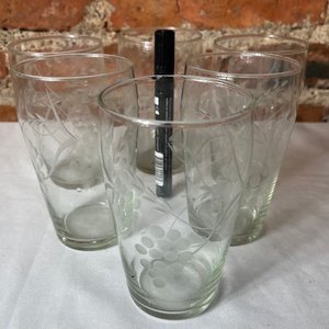 Juego de 6 Vasos de Cristal Tallados con Diseño Floral - imagen 2