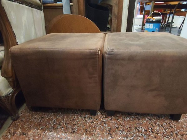 Pufs de piel y madera en excelente estado - imagen 1