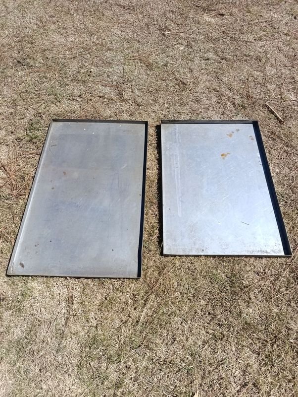 Lote anterior: 2 ASADERAS DE ALUMINIO EN BUEN ESTADO