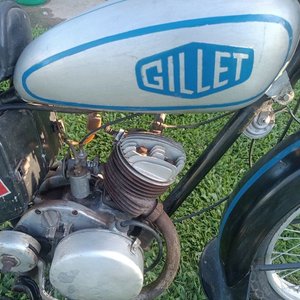 Moto Gillet 150cc Antigua de Colección - imagen 3