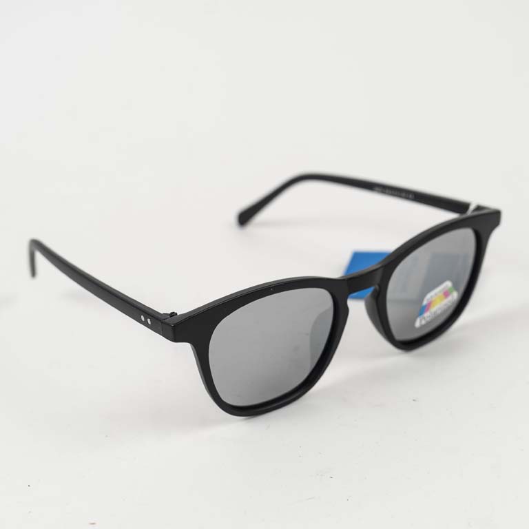 Lote anterior: Par de lentes de sol en excelente condición