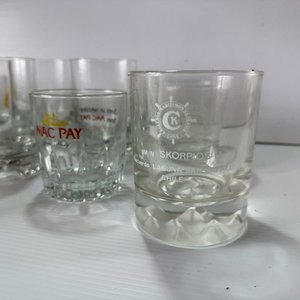Lote de 13 Vasos de Whisky de Colección - imagen 5