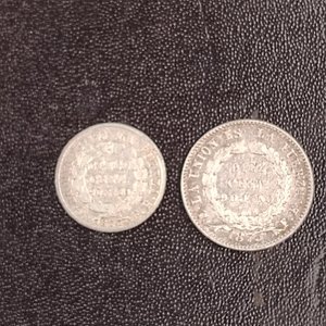 Lote de 2 Monedas Bolivianas de Plata: 5 Centavos 1877 y 10 Centavos 1875 - imagen 4