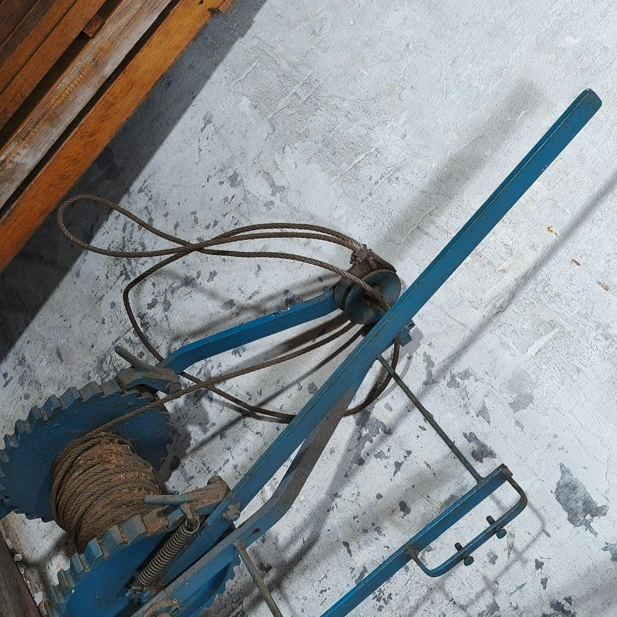 Item 16876 - Image 9