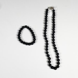 Lote anterior: Conjunto de Collar y Pulsera de Piedra Volcánica Negra