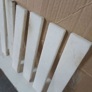 Aproximadamente 350 Guardas Rectangulares de Mármol Blanco - imagen 2