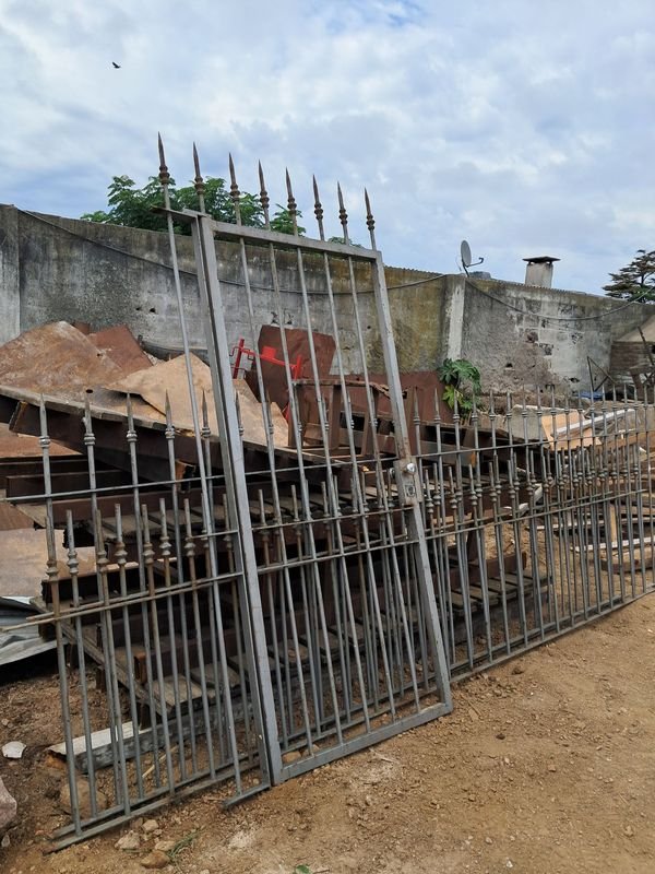 Item 883013 - Image 3