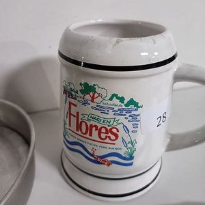 Lote de Utensilios de Cocina y Taza Decorativa - imagen 6