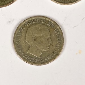 Tres Monedas de Plata "El Puma" - República Oriental del Uruguay - imagen 5