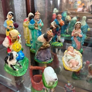 Pesebre aprox 35 piezas - imagen 4