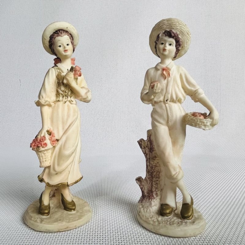 Figuras de porcelana pintadas a mano, pareja - imagen 4