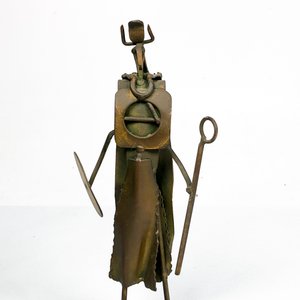 Figura de Metal Firmada de Personaje Estilizado - 23 cm - imagen 3