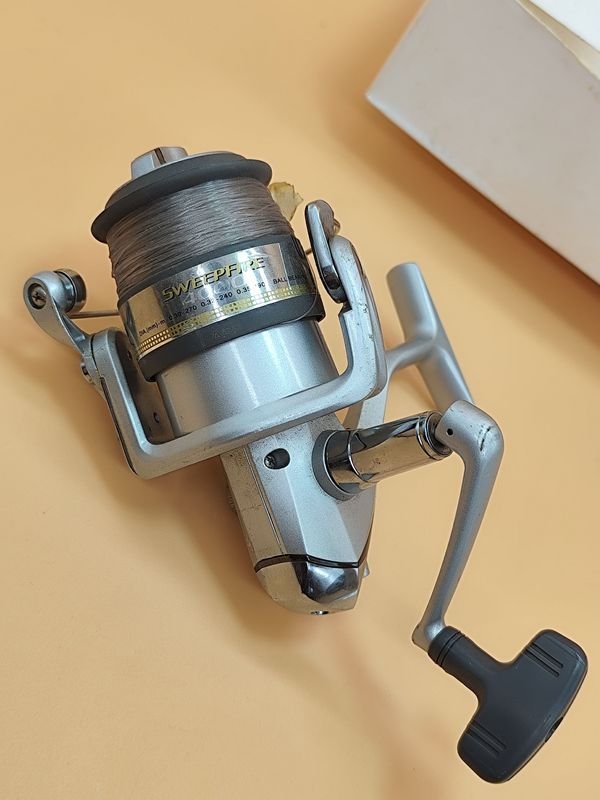 Reel frontal Daiwa Sweepfire 4000 - NUEVO SIN USO ALGUNO - imagen 3