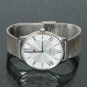 Lote anterior: Reloj Hilfiger de Metal Plateado con Malla Acero Inoxidable