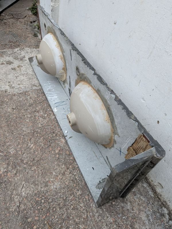 Mesada de baño en granito con doble pileta - imagen 6