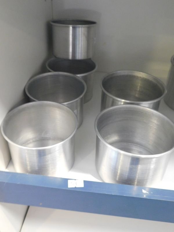 Recipientes chicos de acero inoxidable