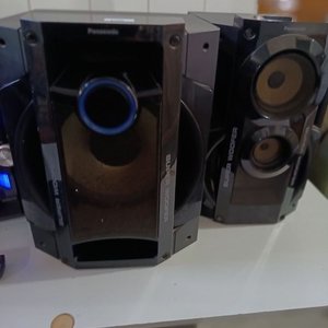 Equipo de Sonido Panasonic SA-AKX70 con Parlantes Super Woofer y Control Remoto - imagen 8