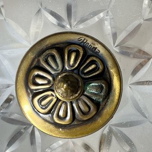 Antiguo Plafón de Vidrio Tallado con Relieve y Detalle "Ronda" - imagen 4