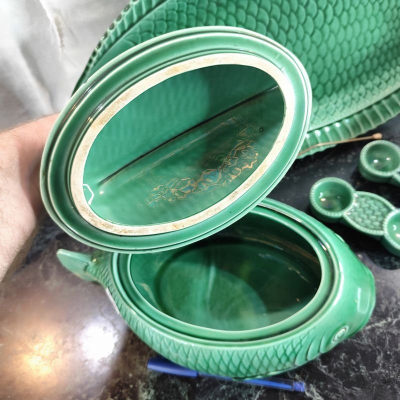 Conjunto de platos y accesorios para pescado en mayólica - imagen 10
