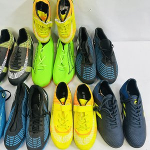 Doce Pares de Championes de Fútbol y Fútbol 5 - Talles Variados - imagen 3