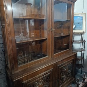 Lote anterior: Mueble Vitrina Cristalero Cedro con Puertas de Vidrio y Madera Tallada