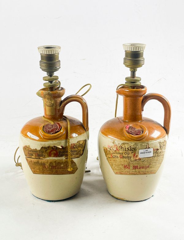 Par de Lámparas de Sobremesa con Base de Porrones de Whisky - imagen 1
