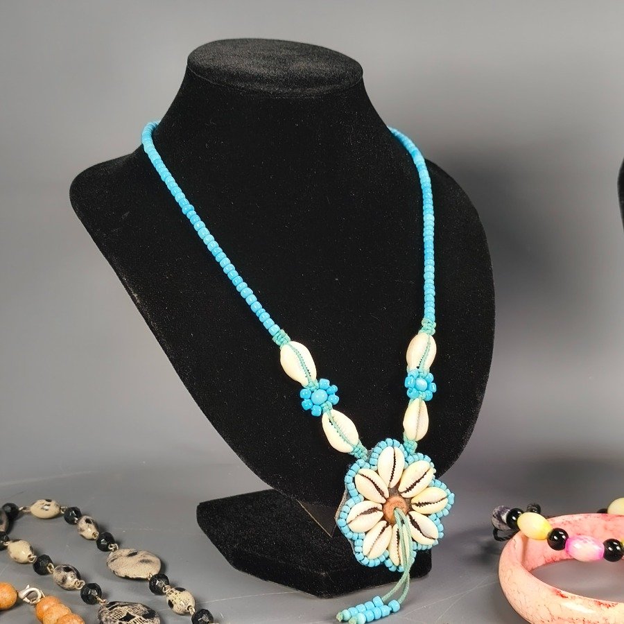 Item 16358 - Image 2