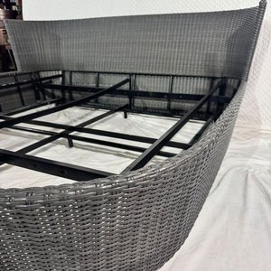 Camastro Ratan Sintético Gris Oscuro con Colchoneta y Almohadones - imagen 5